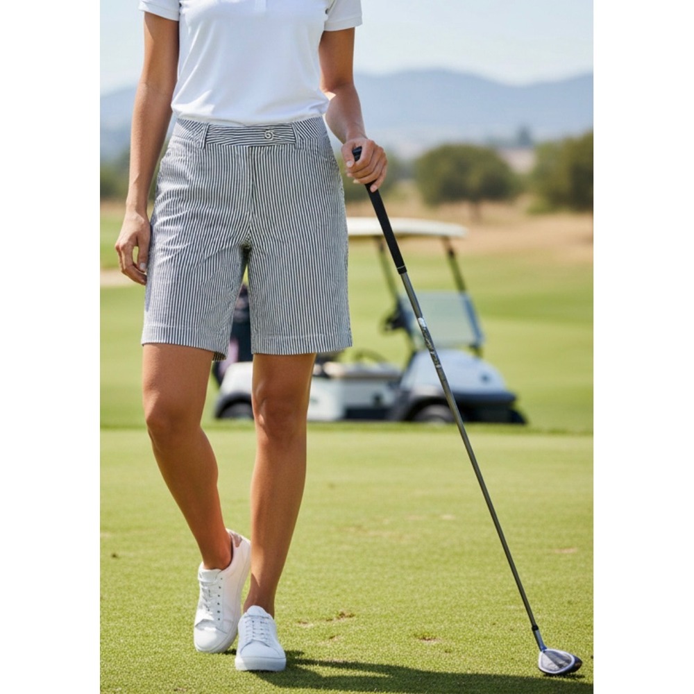 Lizgolf Audra Seersucker Golf Shorts Blue White Striped Bermuda Womens Size 6